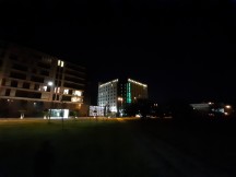 Low-light camera samples, ultra wide camera - f/2.2, ISO 1600, 1/10s - Samsung Galaxy M30 review