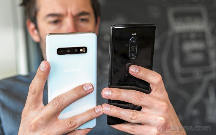 Samsung Galaxy S10+ vs. Sony Xperia 1