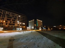 Ultra wide camera, low-light samples - f/2.2, ISO 1250, 1/10s - Samsung Galaxy S10 review