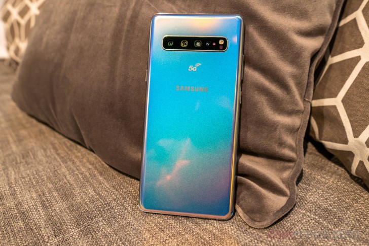 Samsung Galaxy S10 S10 S10e S10 5g Handson Review Galaxy S10e And Galaxy S10 5g Hands On
