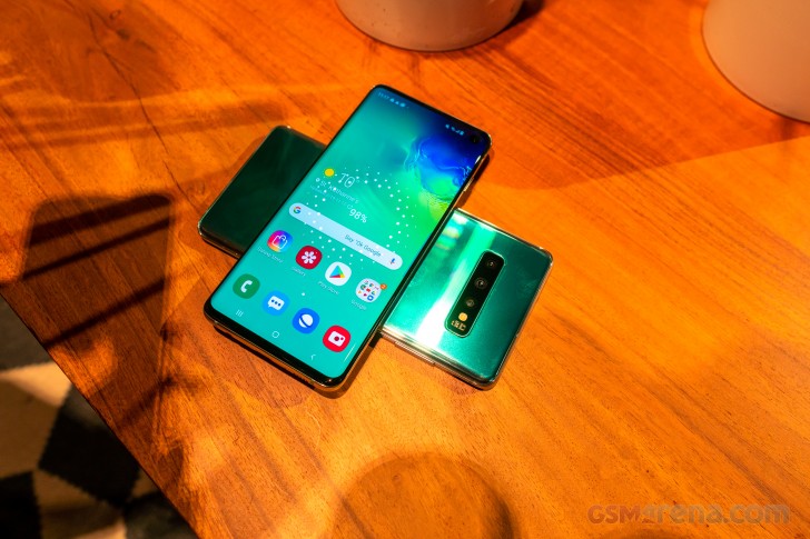 Samsung Galaxy S10 hands-on review
