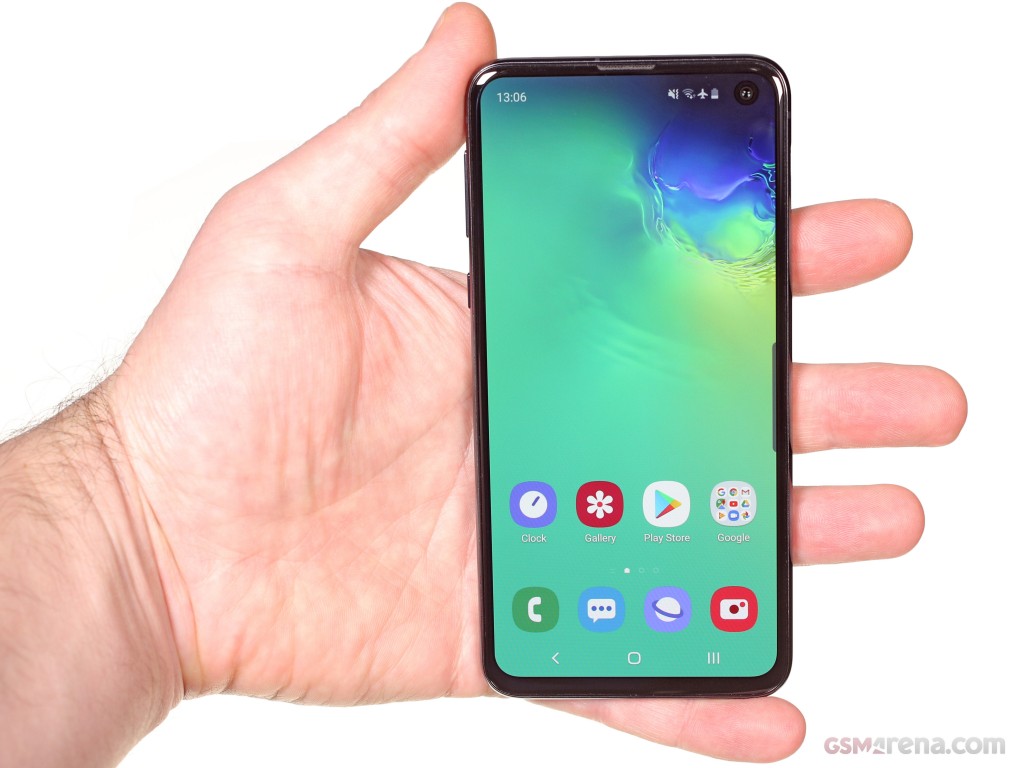 galaxy s10e review cnet