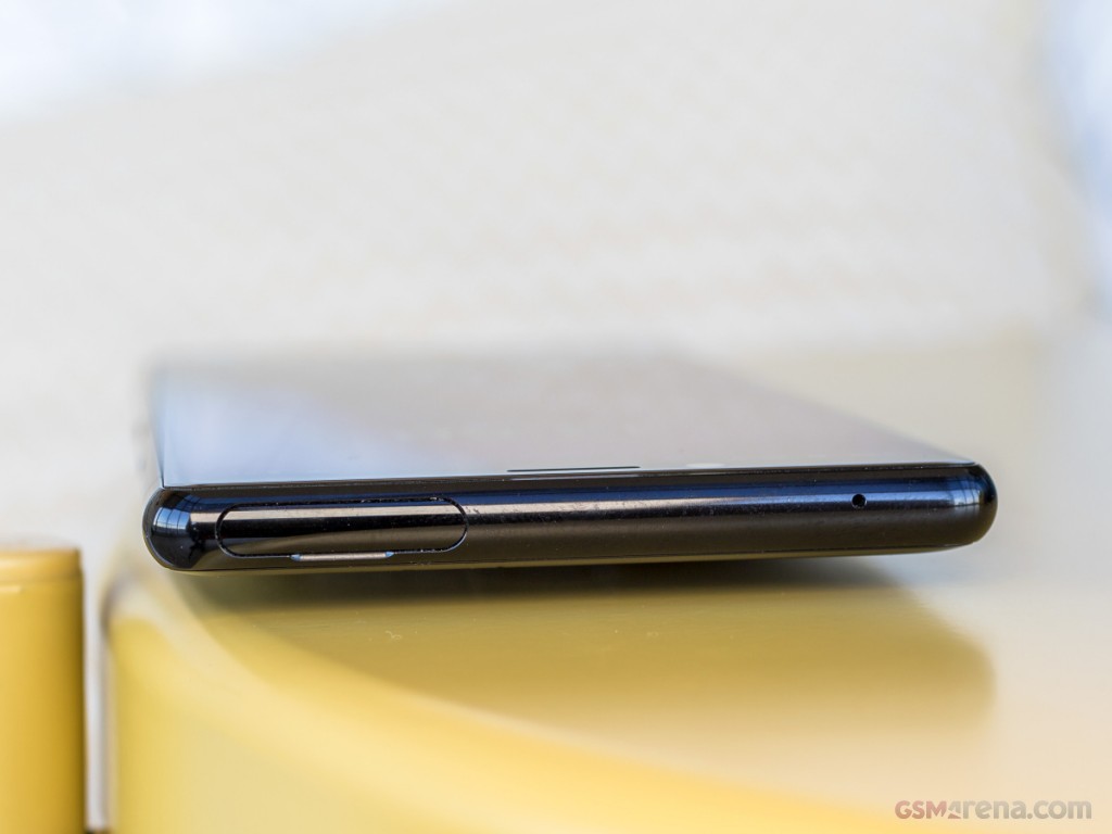 Sony Xperia 1 pictures, official photos