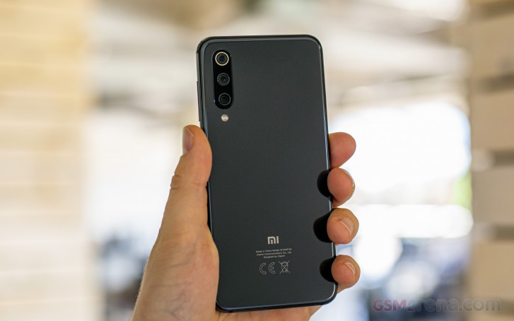 Xiaomi Mi 9 SE review