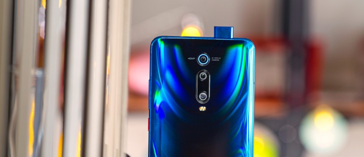 Экран Xiaomi mi 9t Pro. Xiaomi mi 9t батарея. Xiaomi mi 9t внутри. Задняя крышка для Xiaomi mi 9t/9t Pro синий. Экран xiaomi 9t