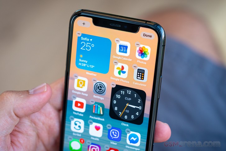 Apple iOS 14 Review