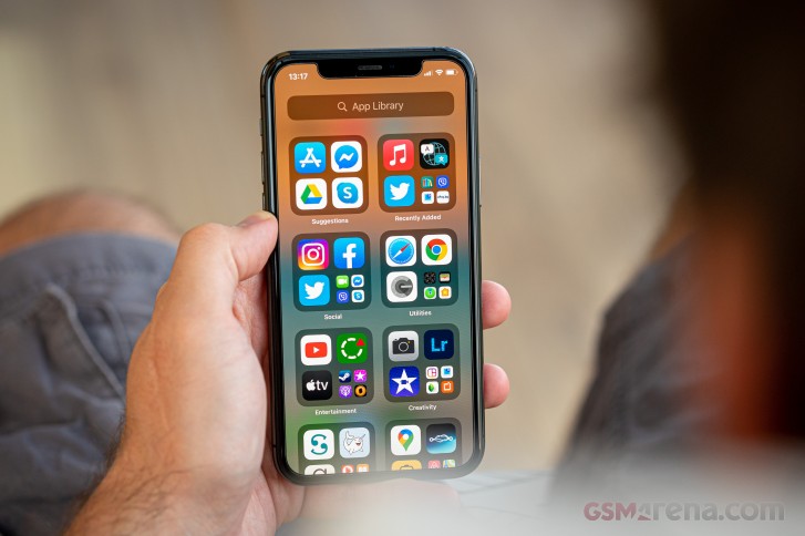 Apple iOS 14 Review