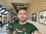 Selfies, 12MP - f/2.2, ISO 64, 1/121s - Apple iPhone 12 Pro review