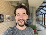 Selfie samples: iPhone 12 Pro Max - f/2.2, ISO 32, 1/121s - Flagship camera comparison, fall 2020