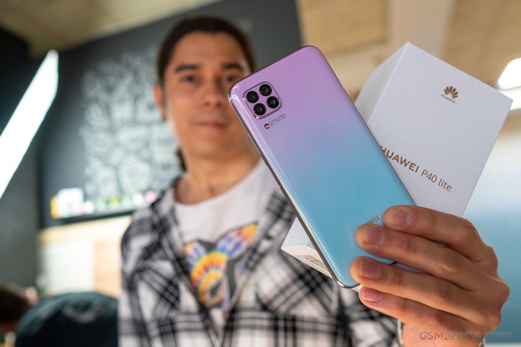 Huawei P40 lite pictures, official photos