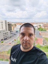 Selfie samples - f/2.2, ISO 64, 1/100s - Huawei P40 Pro Long-term review