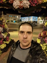 Night selfies: Auto, Portrait, Night Mode - f/2.2, ISO 1250, 1/25s - Huawei P40 Pro Long-term review