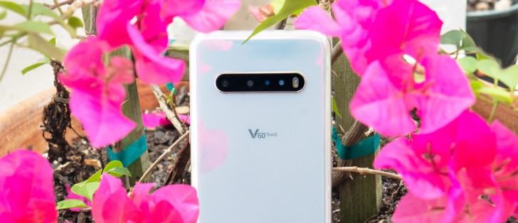 LG V60 ThinQ 5G review: Dual Screen accessory