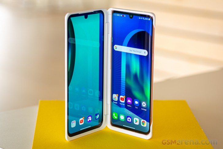 2022春の新作 LG VELVET Screen Dual 携帯電話本体