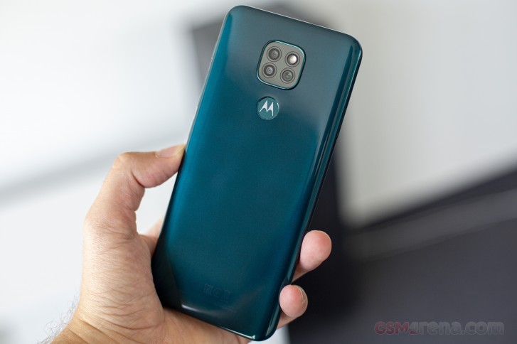 Moto G9 (Play) review -  tests