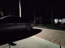 Ultra-wide Nightscape off vs on - f/2.2, ISO 5000, 1/10s - OnePlus 8T hands-on review