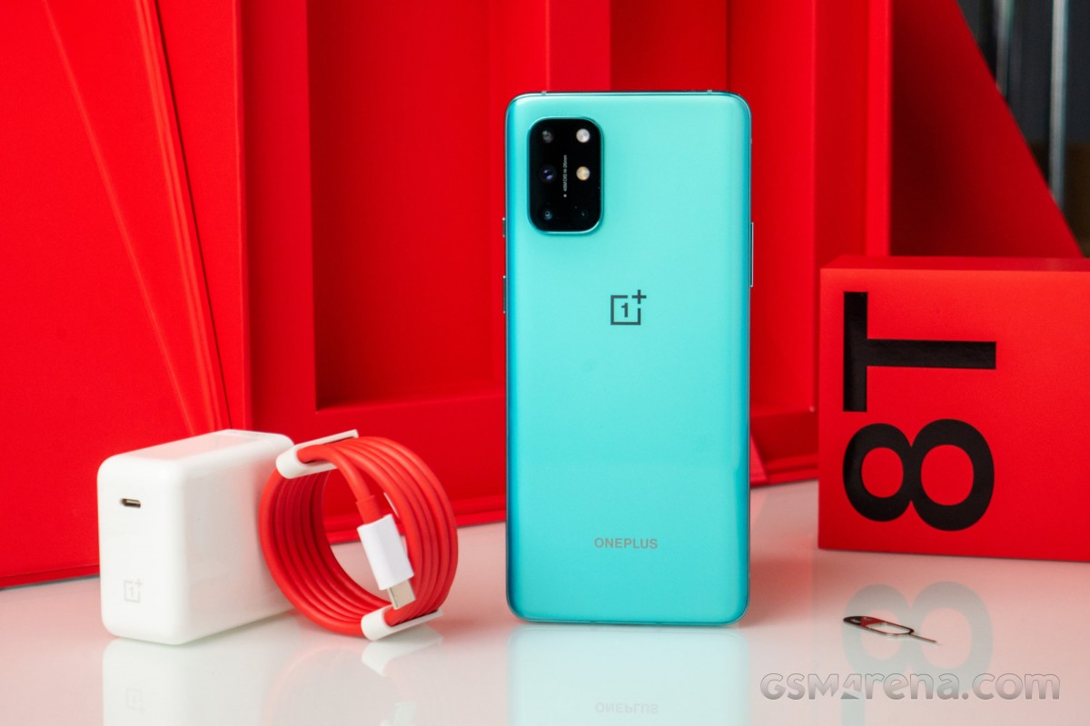 OnePlus 8T hands-on review -  tests