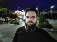 OnePlus Nord low-light selfie samples - f/2.5, ISO 6400, 1/10s - OnePlus Nord review