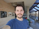 Selfie portrait samples - f/2.4, ISO 100, 1/203s - Oppo Reno4 Pro 5G review