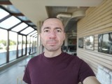 Selfie portraits, 8MP - f/2.5, ISO 200, 1/100s - Realme 7 Pro review