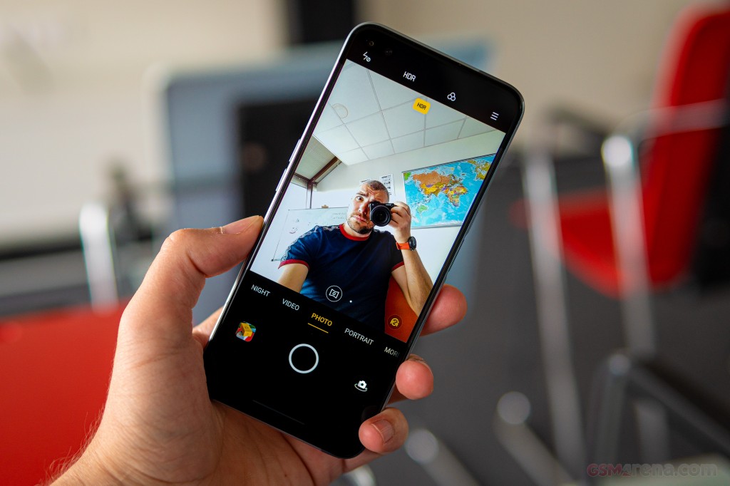 Realme X3 SuperZoom pictures, official photos