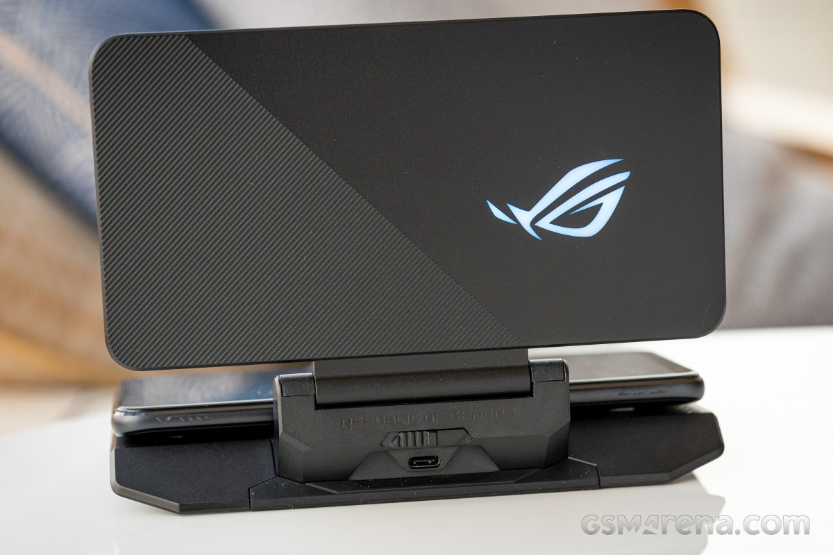 rog phone 3 docking station