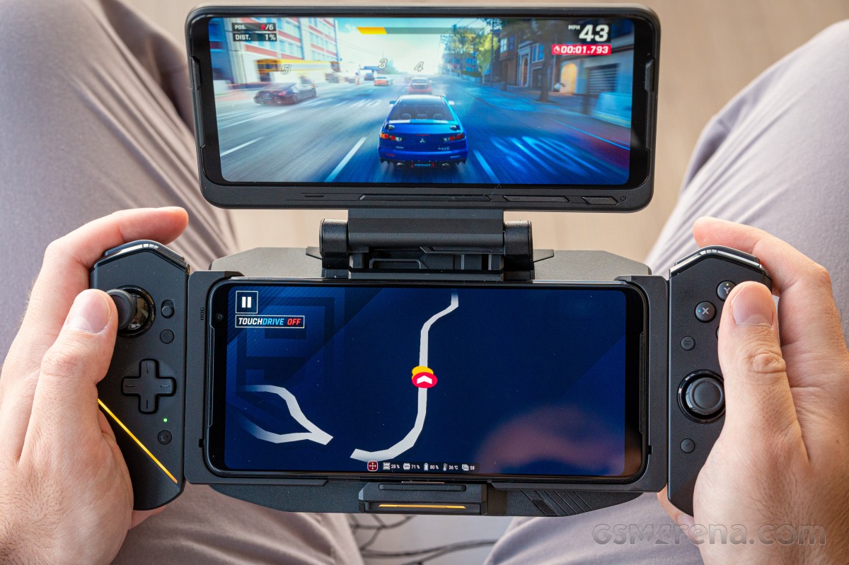 ASUS ROG Kunai 3 Gamepad & TwinView Dock 3 review: TwinView