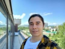 Selfie portrait samples - f/2.2, ISO 64, 1/305s - Samsung Galaxy A31 review