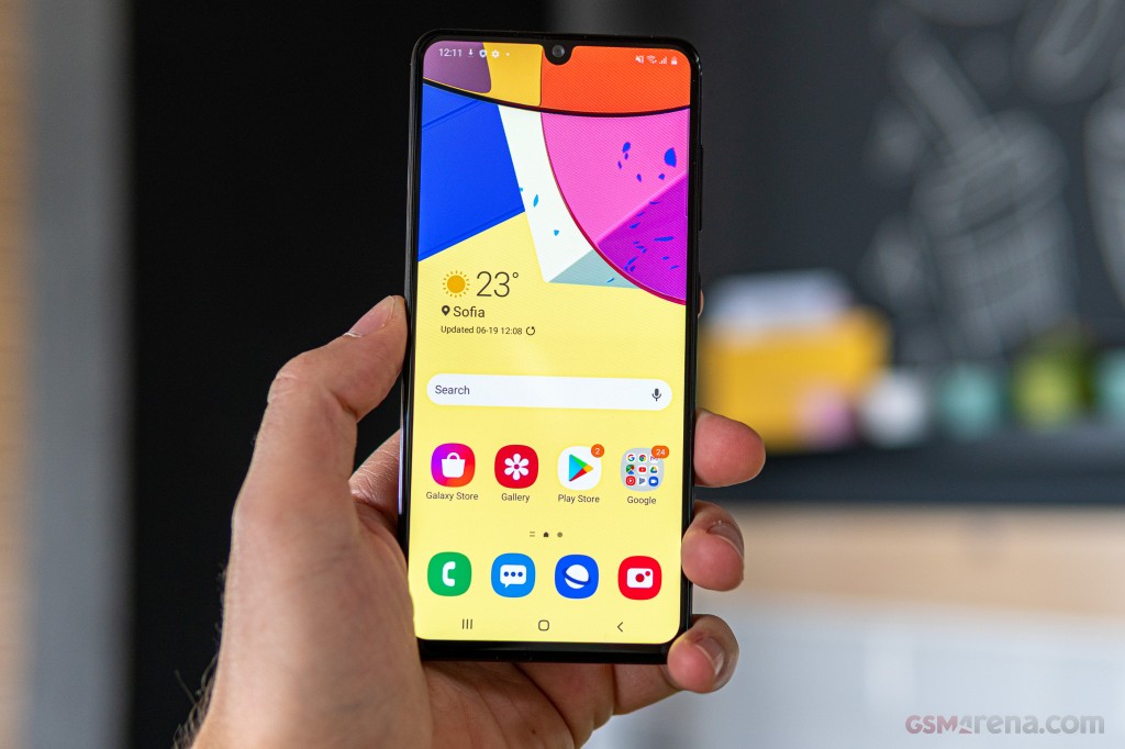 Samsung Galaxy A41 pictures, official photos