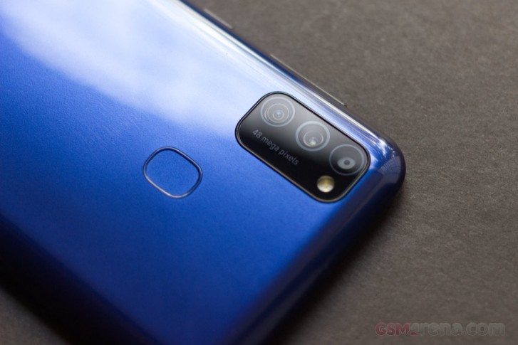 oppo reno8 vs oneplus nord 2