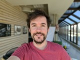Selfie samples, Live focus mode - f/2.2, ISO 50, 1/166s - Samsung Galaxy S20+ review