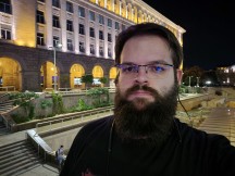 Selfie 10MP camera low-light samples - f/2.2, ISO 1600, 1/10s - Samsung Galaxy Z Fold2 review