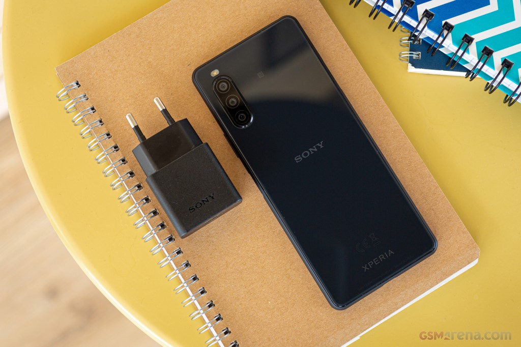 Sony Xperia 10 II pictures, official photos