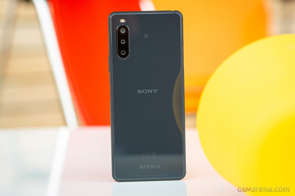 Sony Xperia 10 II pictures, official photos