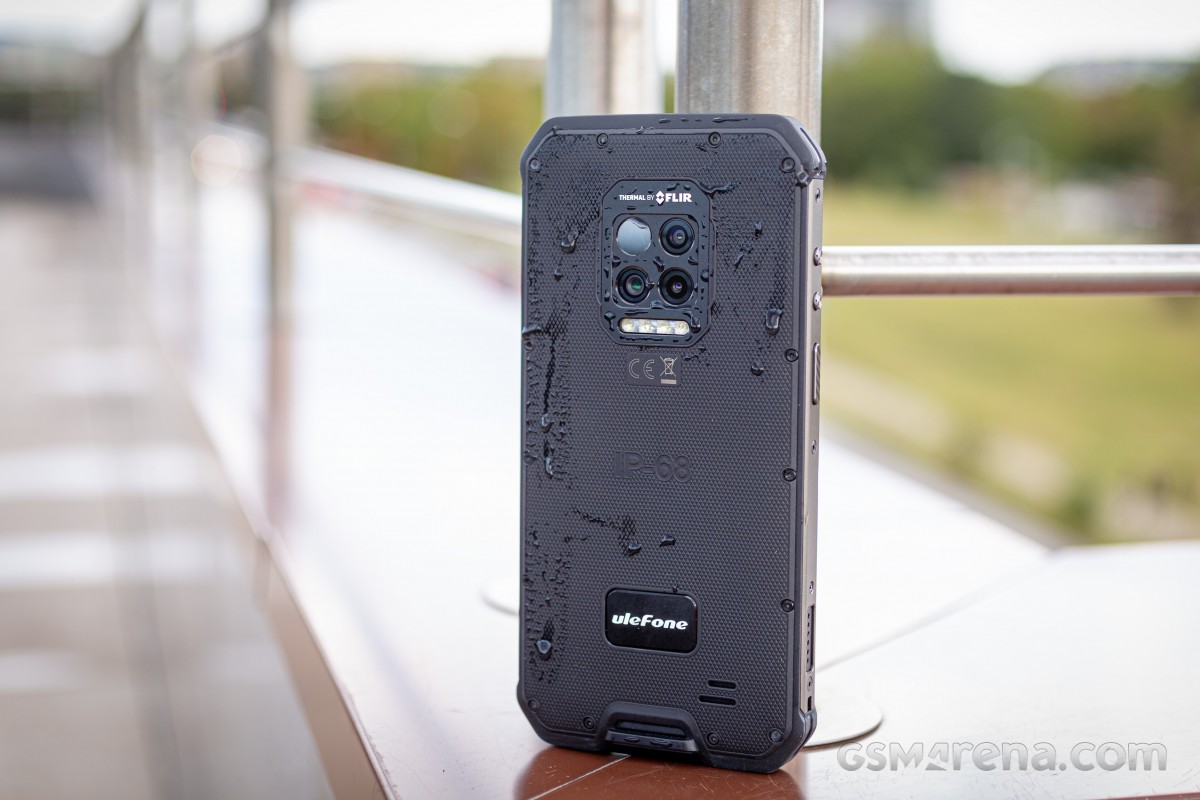 Ulefone Armor 9 review: Design and handling, accessories