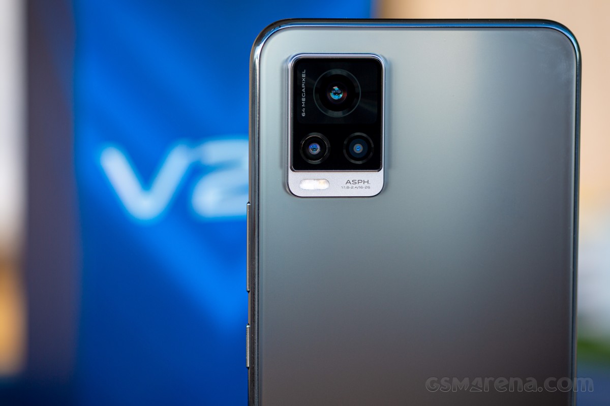 vivo V20 review