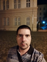 Selfies, nighttime, portrait mode off/on - f/2.3, ISO 1189, 1/13s - Xiaomi Mi 10 Pro long-term review