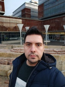 Selfies, day and night, Portrait Mode off/on - f/2.0, ISO 100, 1/235s - Xiaomi Mi Note 10 long-term review