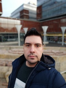 Selfies, day and night, Portrait Mode off/on - f/2.0, ISO 100, 1/239s - Xiaomi Mi Note 10 long-term review