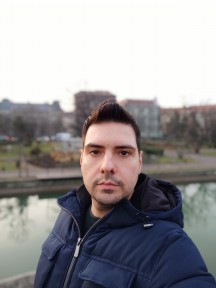 Selfies, day and night, Portrait Mode off/on - f/2.0, ISO 101, 1/50s - Xiaomi Mi Note 10 long-term review