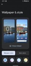 Wallpaper picker - Android 12 review