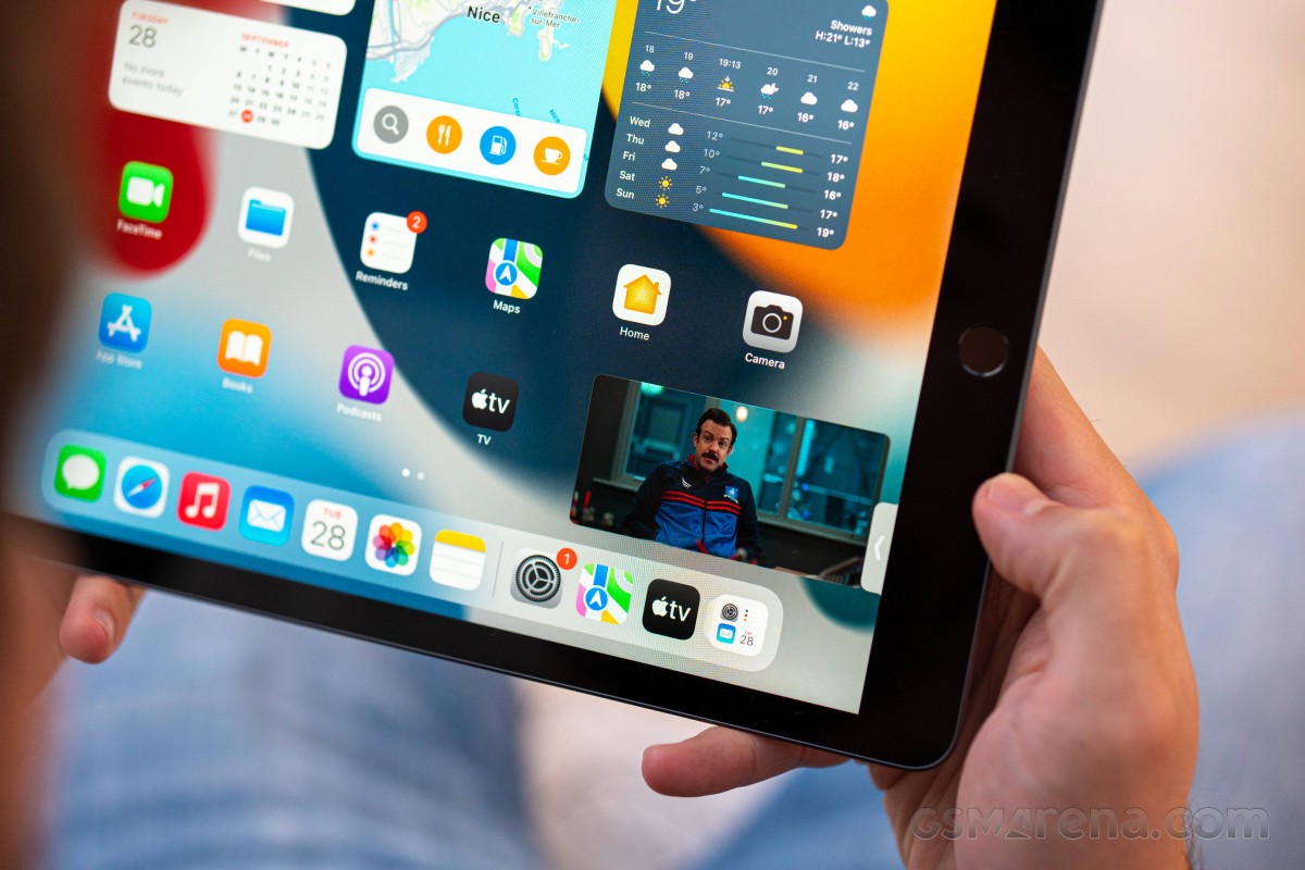 Apple iPad 10.2 (2021) review