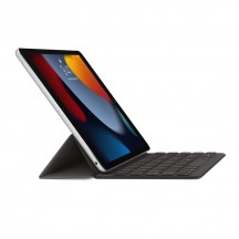 iPad 10.2 (2021) with the Apple Smart Keyboard - Apple iPad 10.2 (2021) review
