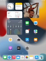 Widgets can now go on the home screens - Apple iPad 10.2 (2021) review