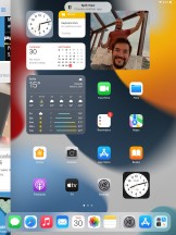 Two-app split screen - Apple iPad 10.2 (2021) review