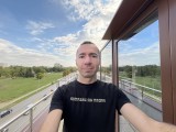 Front camera wide mode, 12MP - f/2.4, ISO 25, 1/470s - Apple iPad mini (2021) review