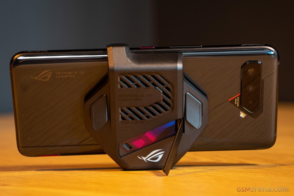 Asus Rog Phone 5s Pro Pictures Official Photos 8047