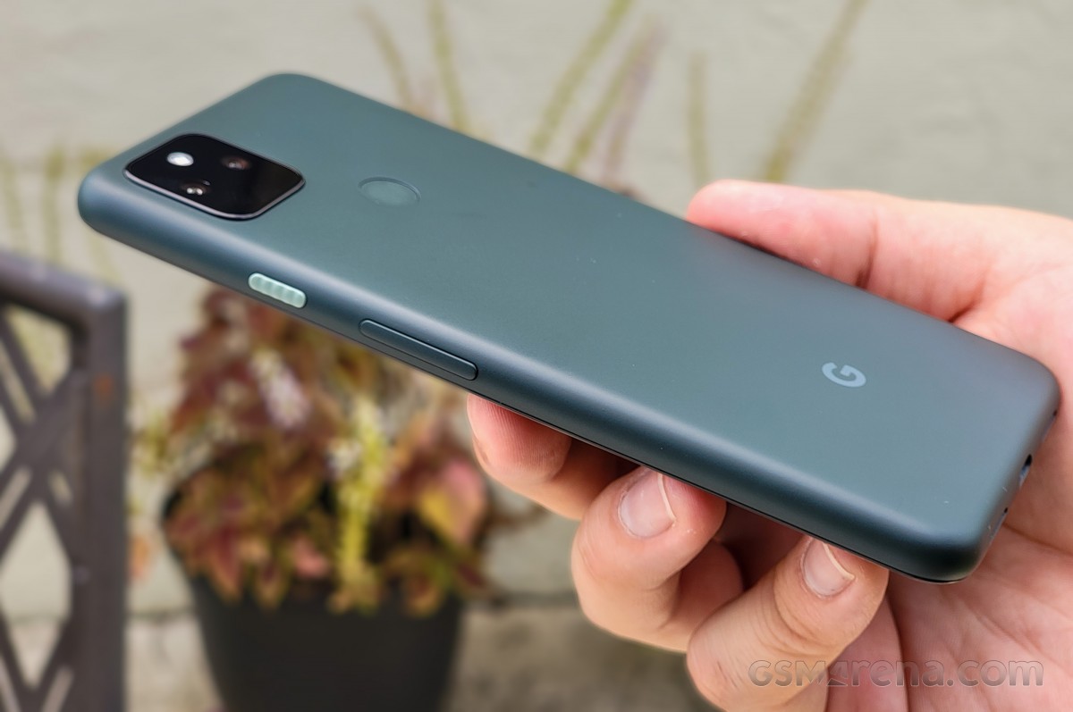 Google Pixel 5a 5G review: Design, build quality, handling