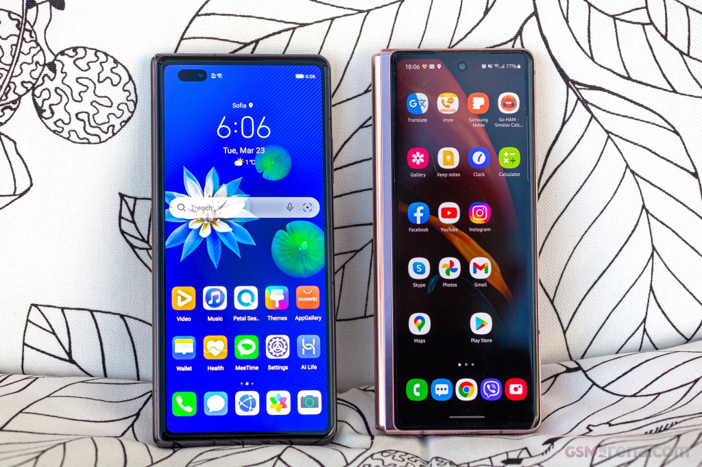 Huawei Mate X2