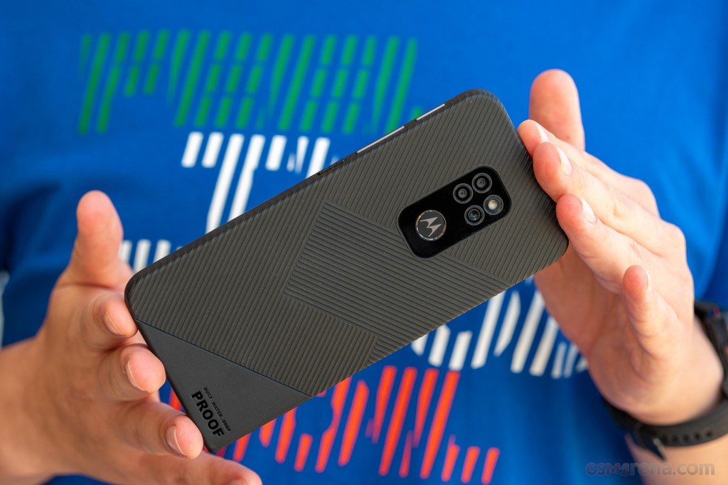 Motorola Defy (2021) pictures, official photos